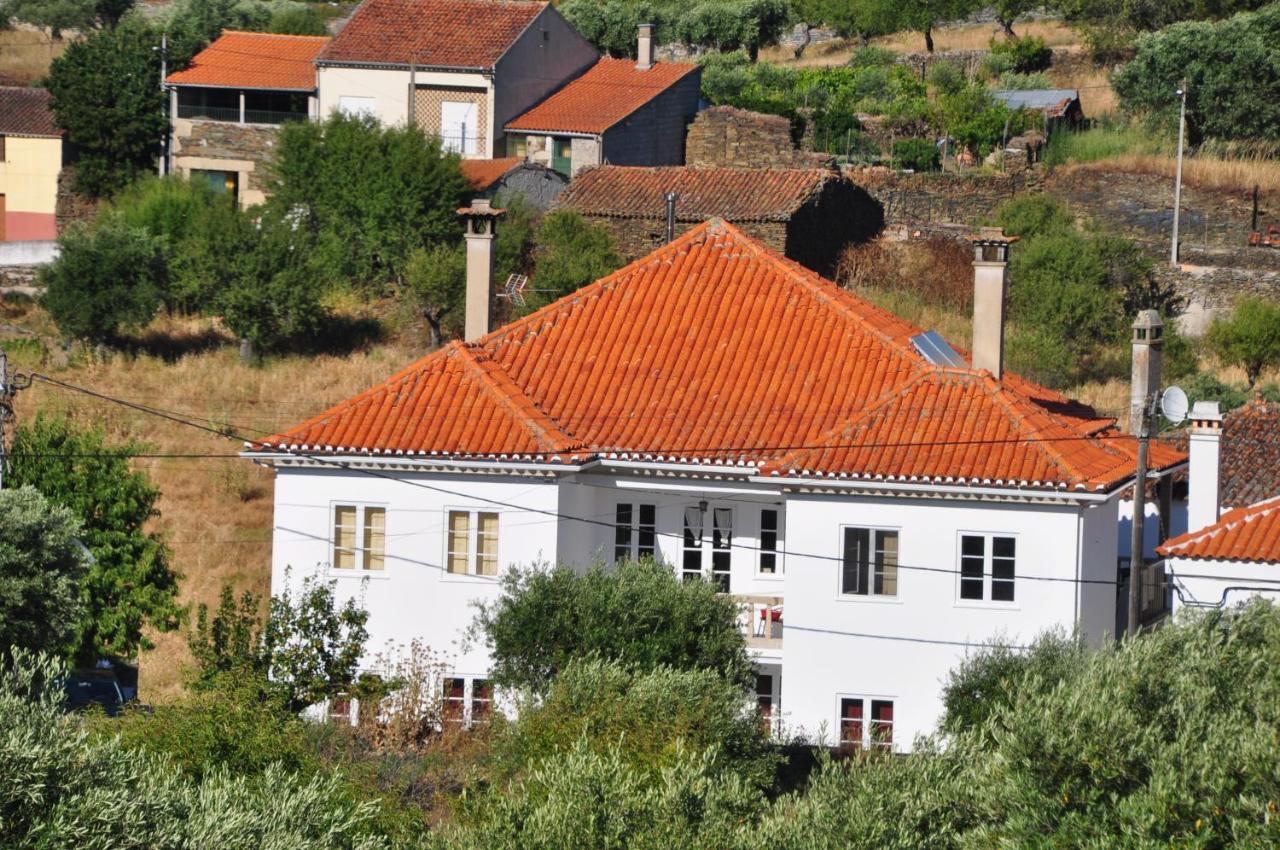 ホテル Casa Dos Primos Muxagata  エクステリア 写真